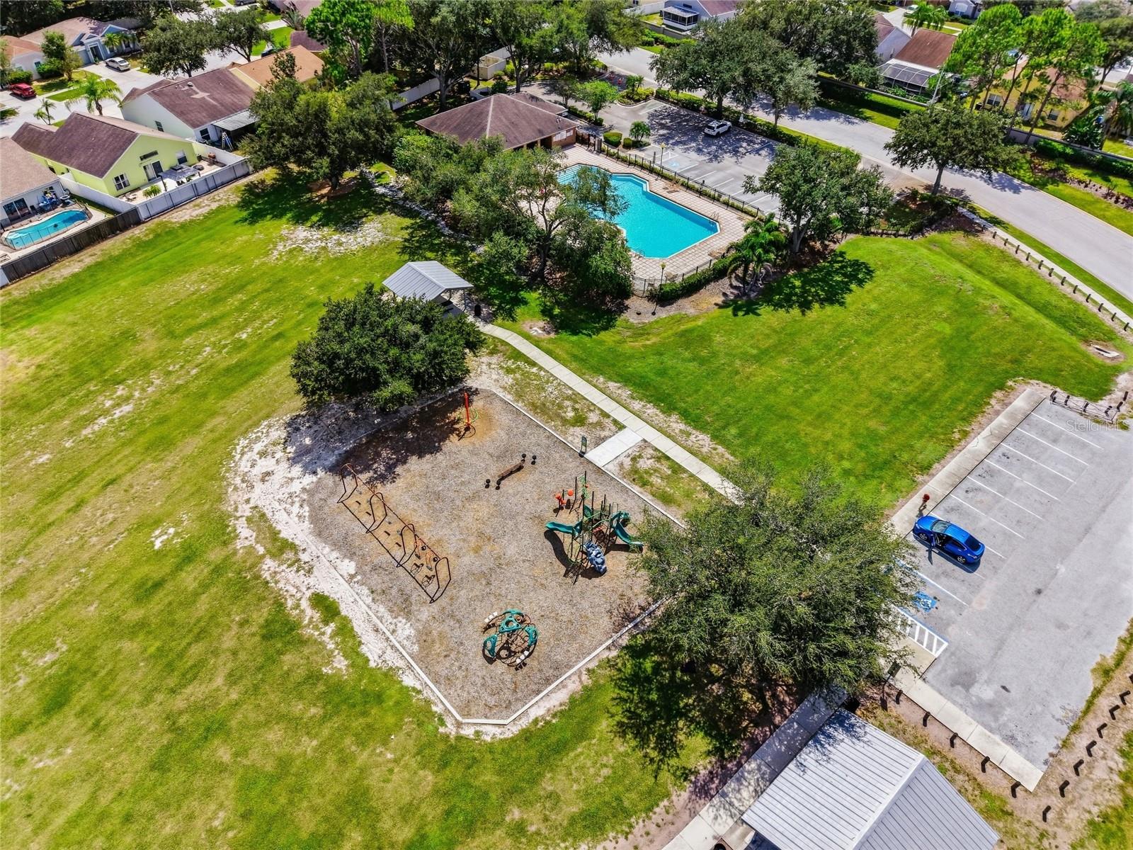 12402 TREE POINTE CT — photo 39