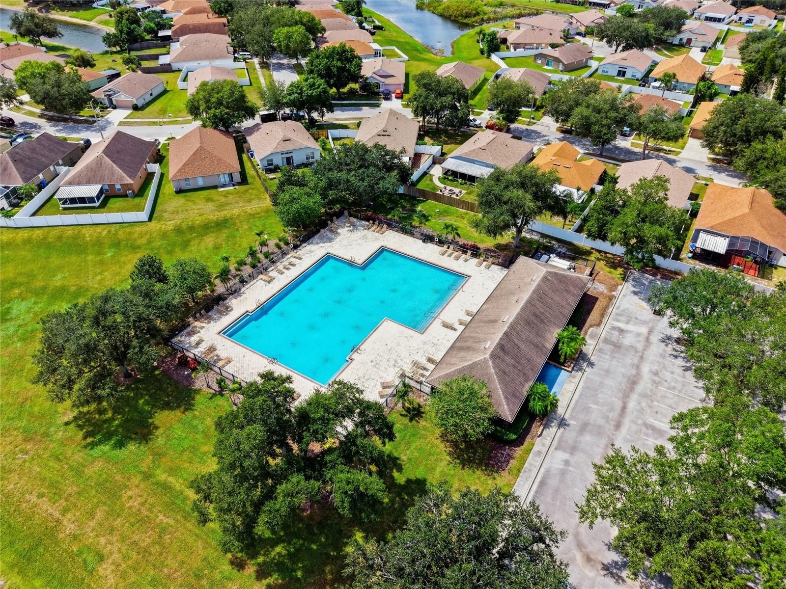 12402 TREE POINTE CT — photo 37