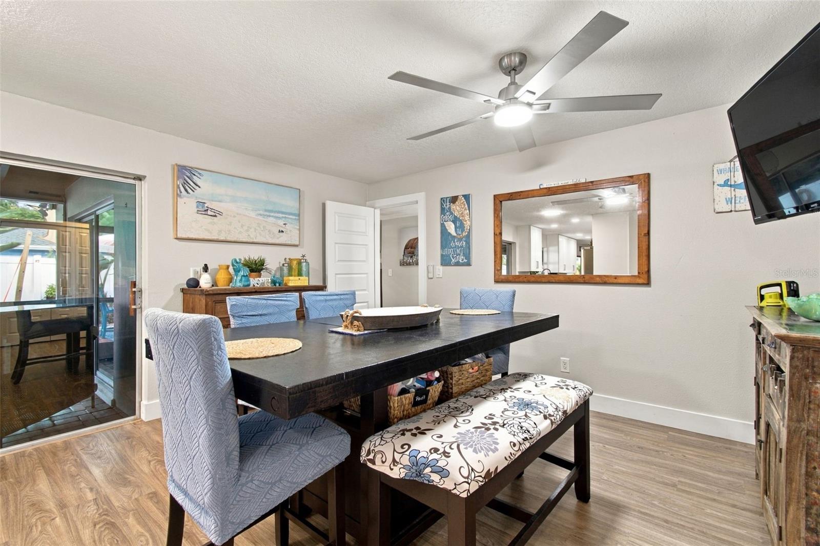 8401 BOULDER PL — photo 12
