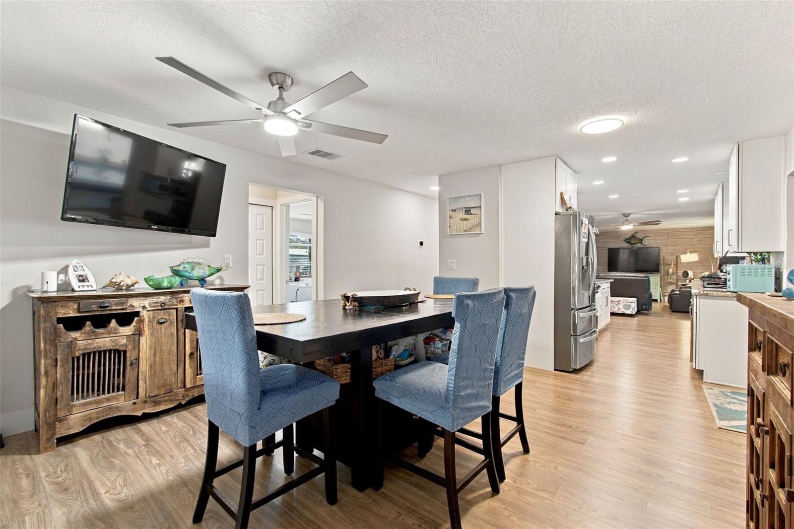 8401 BOULDER PL — photo 11