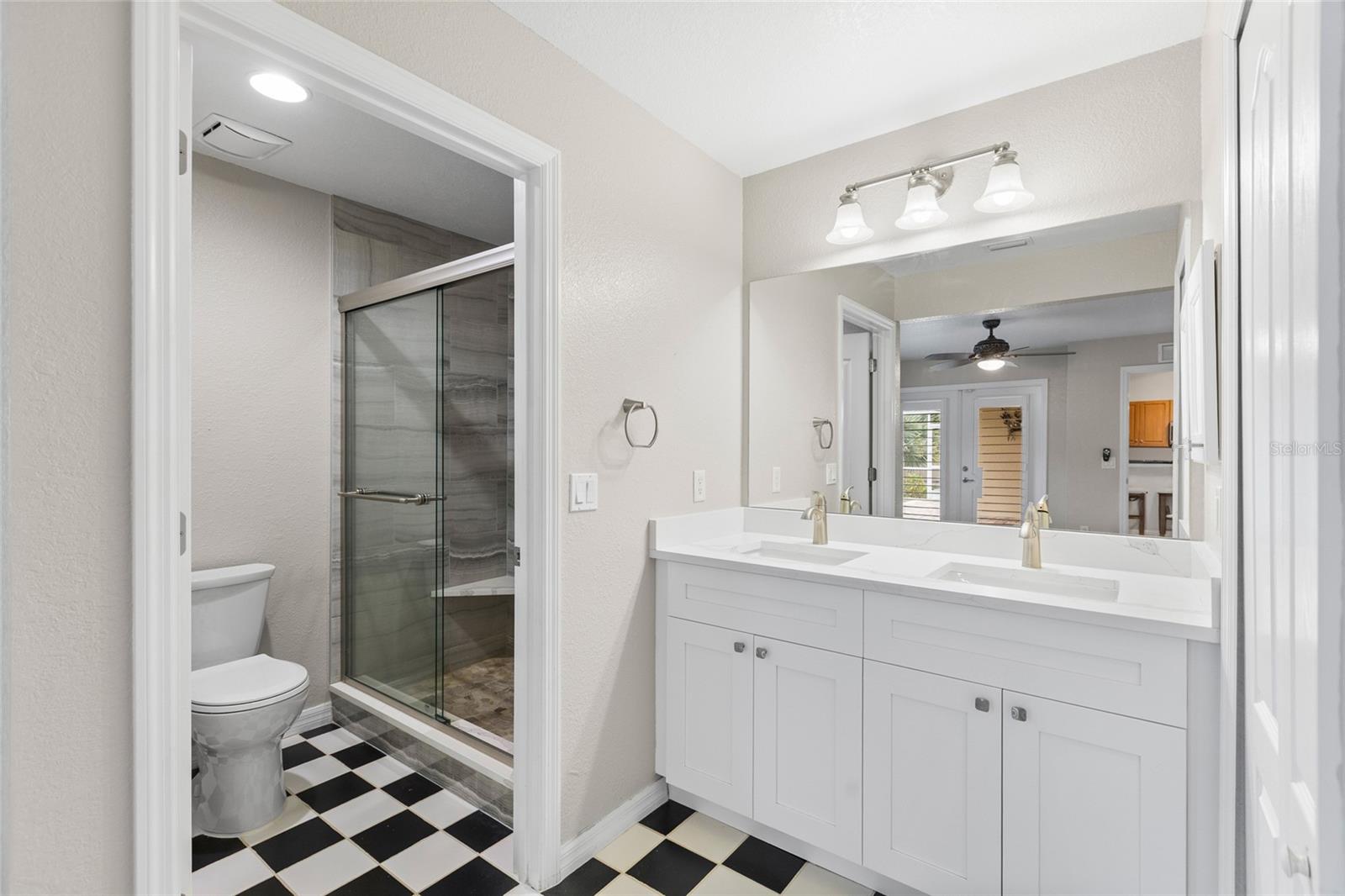4639 KENOSKA ST — photo 32
