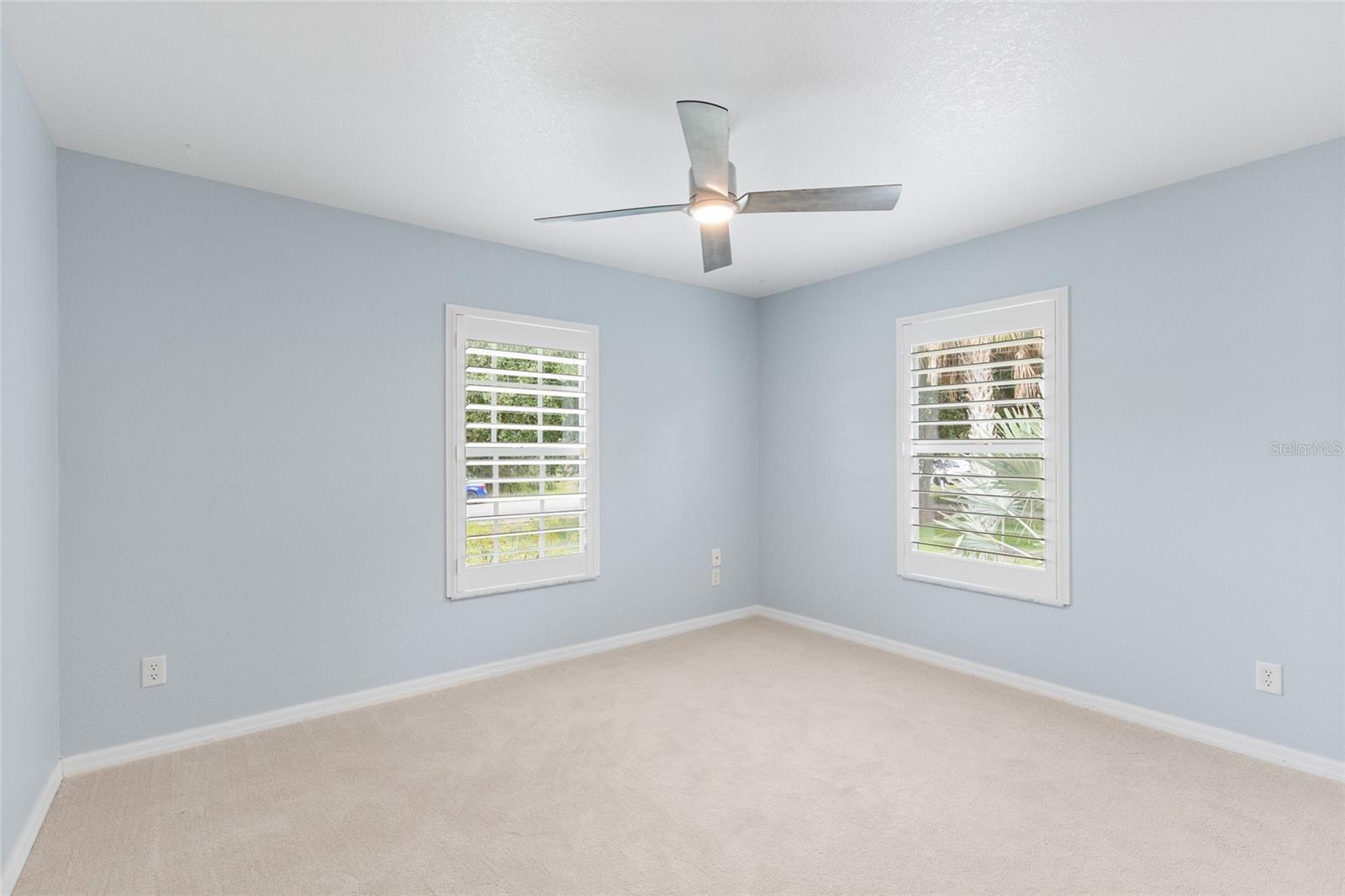 4639 KENOSKA ST — photo 25