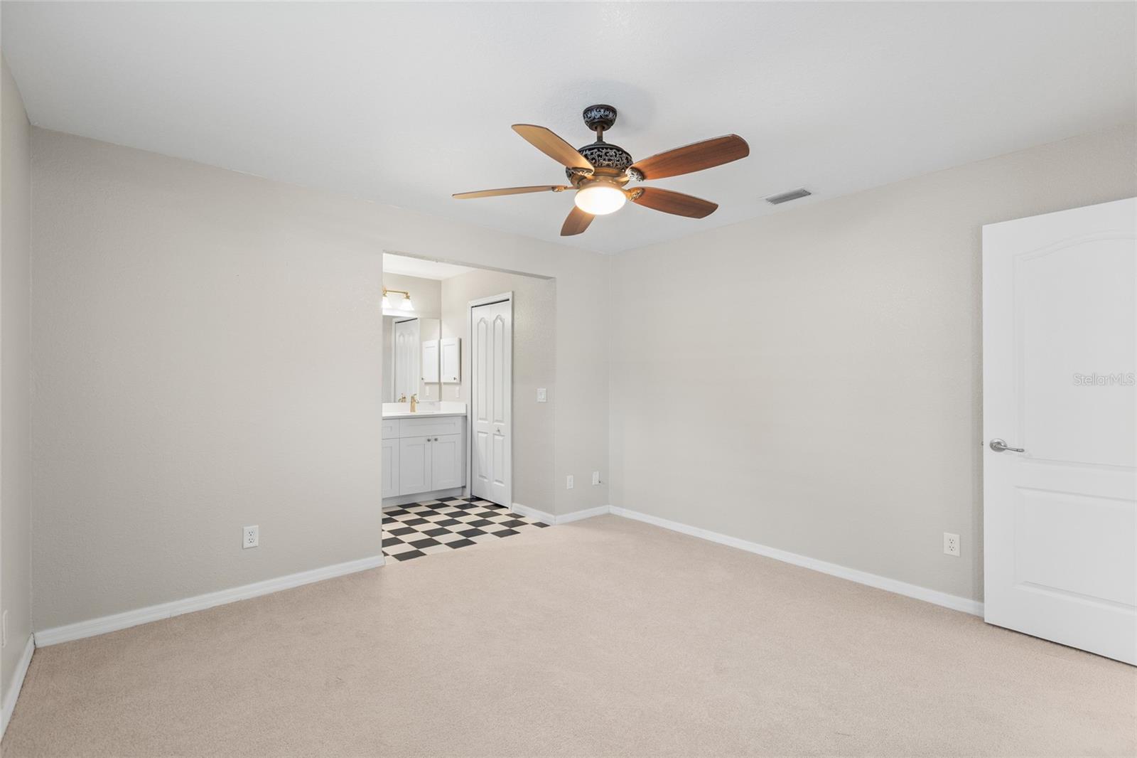 4639 KENOSKA ST — photo 29