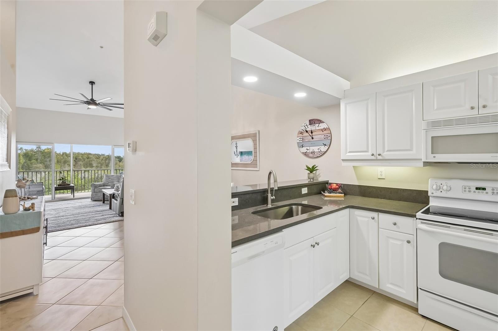 412 SUNSET LAKE BLVD #202 — photo 17