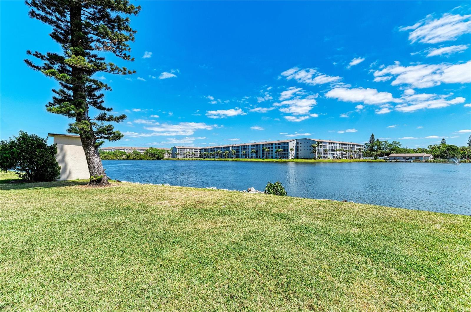 3893 LAKE BAYSHORE DR #F211 — photo 29
