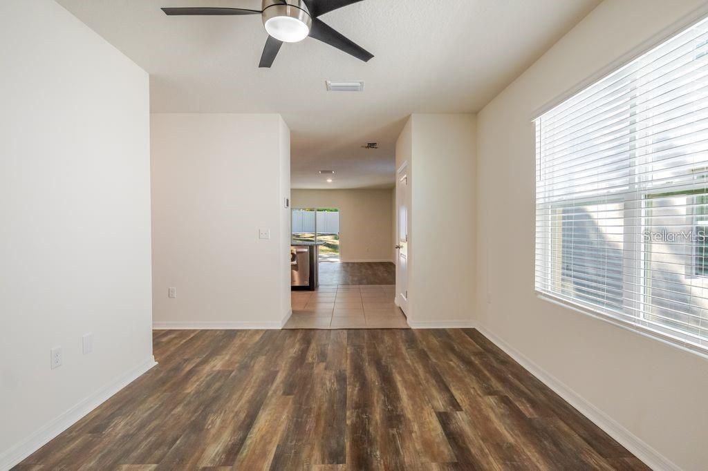 10945 TRAILING VINE DR — photo 8