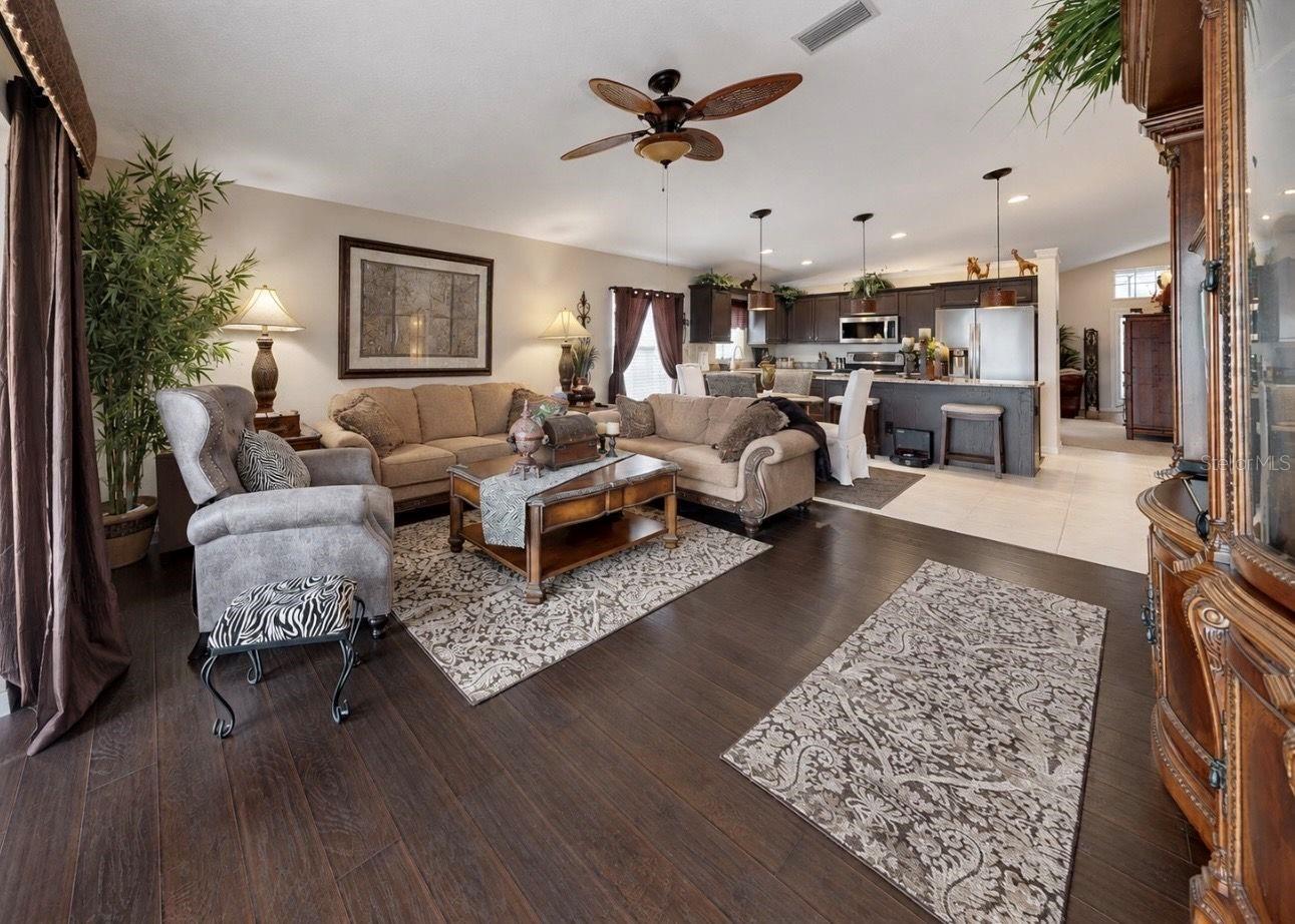 2348 ROANOKE SPRINGS DR — photo 17