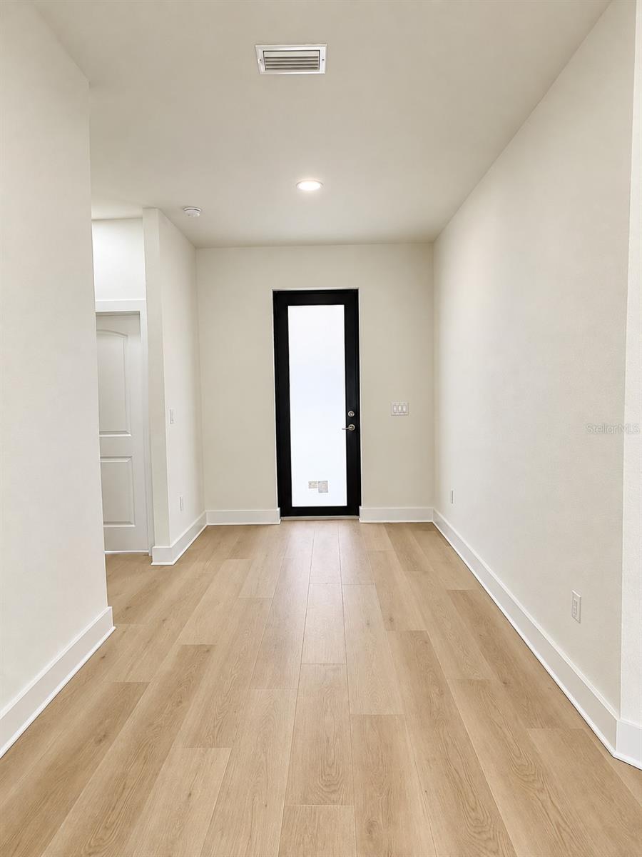 11703 COUNTRY CLUB PL — photo 4
