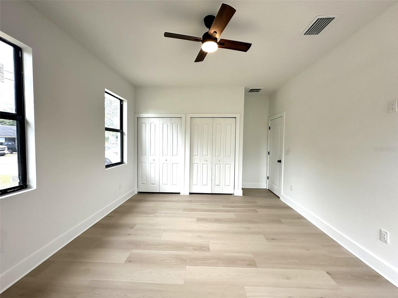 11703 COUNTRY CLUB PL — photo 32
