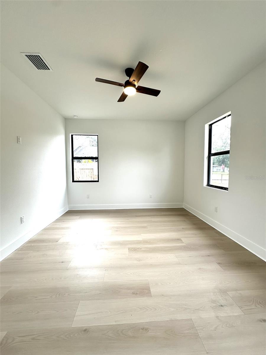 11703 COUNTRY CLUB PL — photo 33