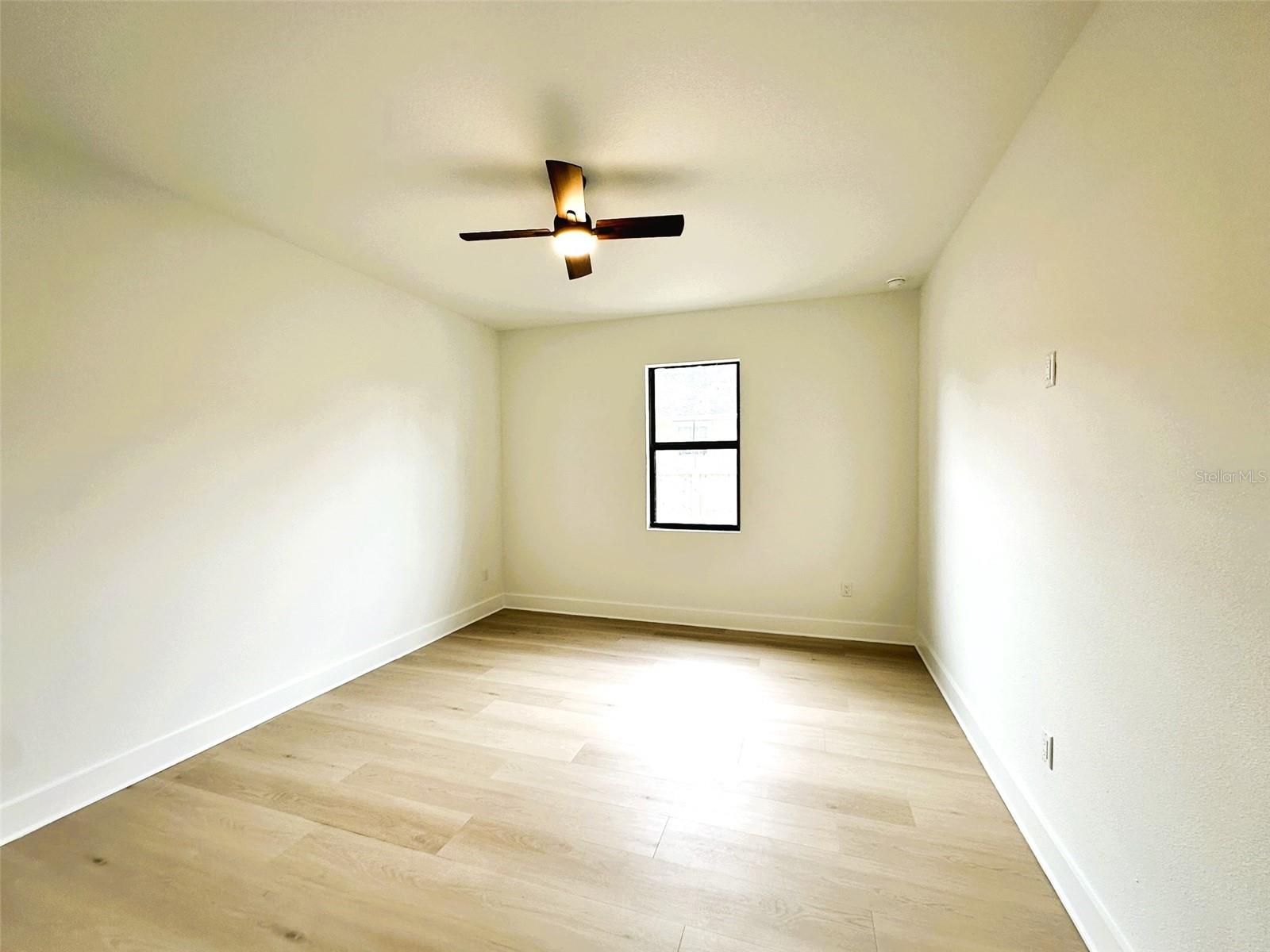 11703 COUNTRY CLUB PL — photo 45