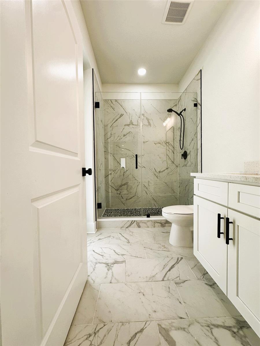 11703 COUNTRY CLUB PL — photo 40