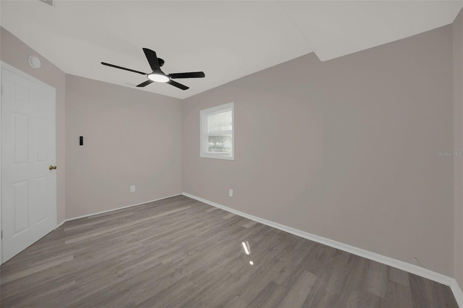4604 COURTLAND ST — photo 23
