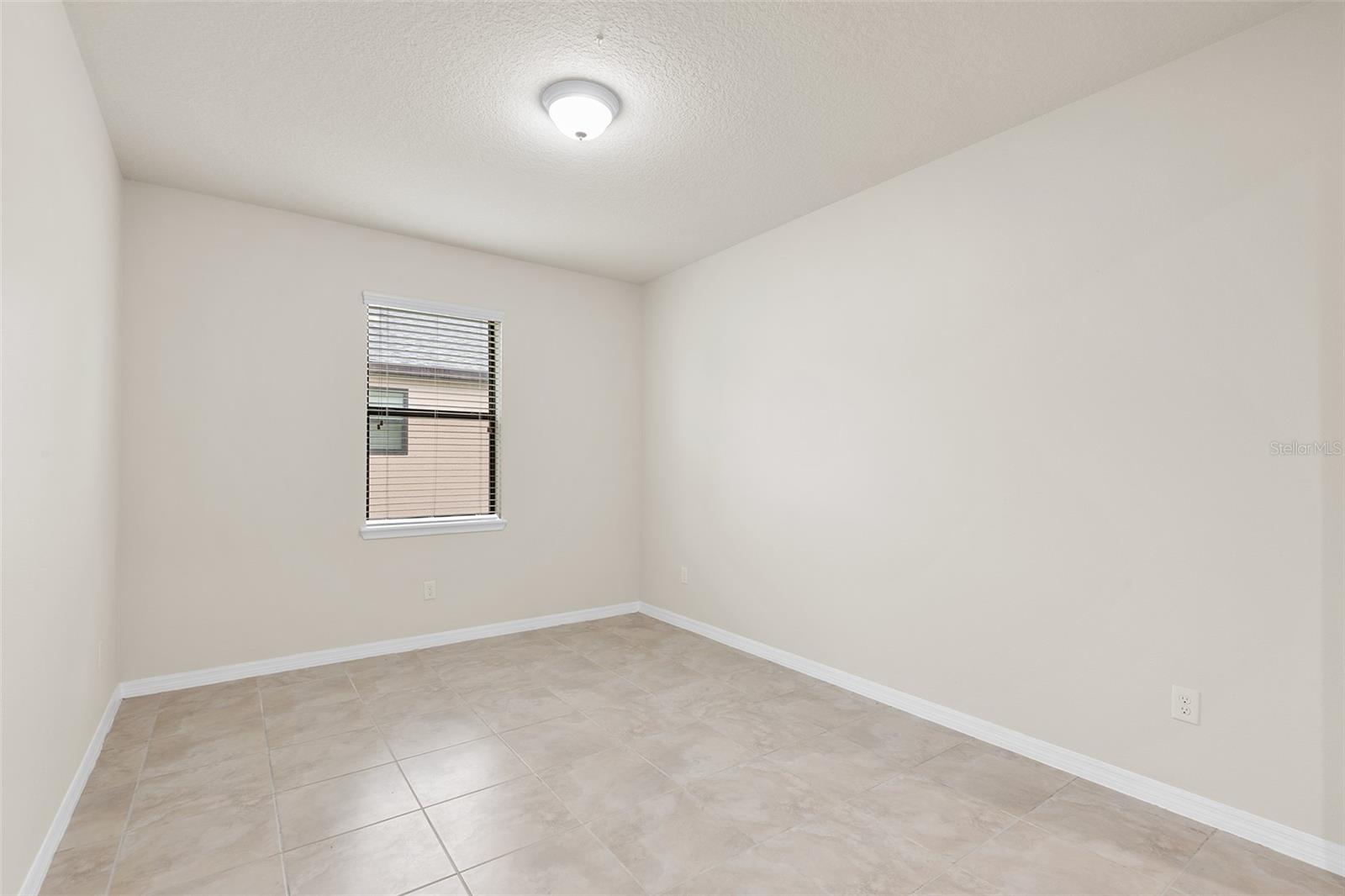 2236 LANDSIDE DR — photo 15