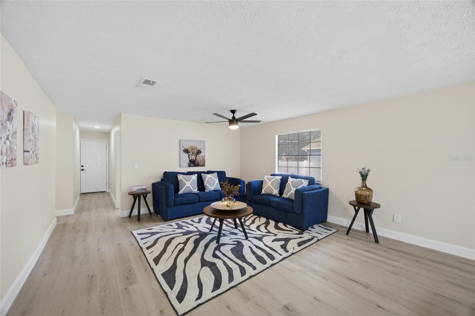 920 W CANDLEWOOD AVE — photo 8