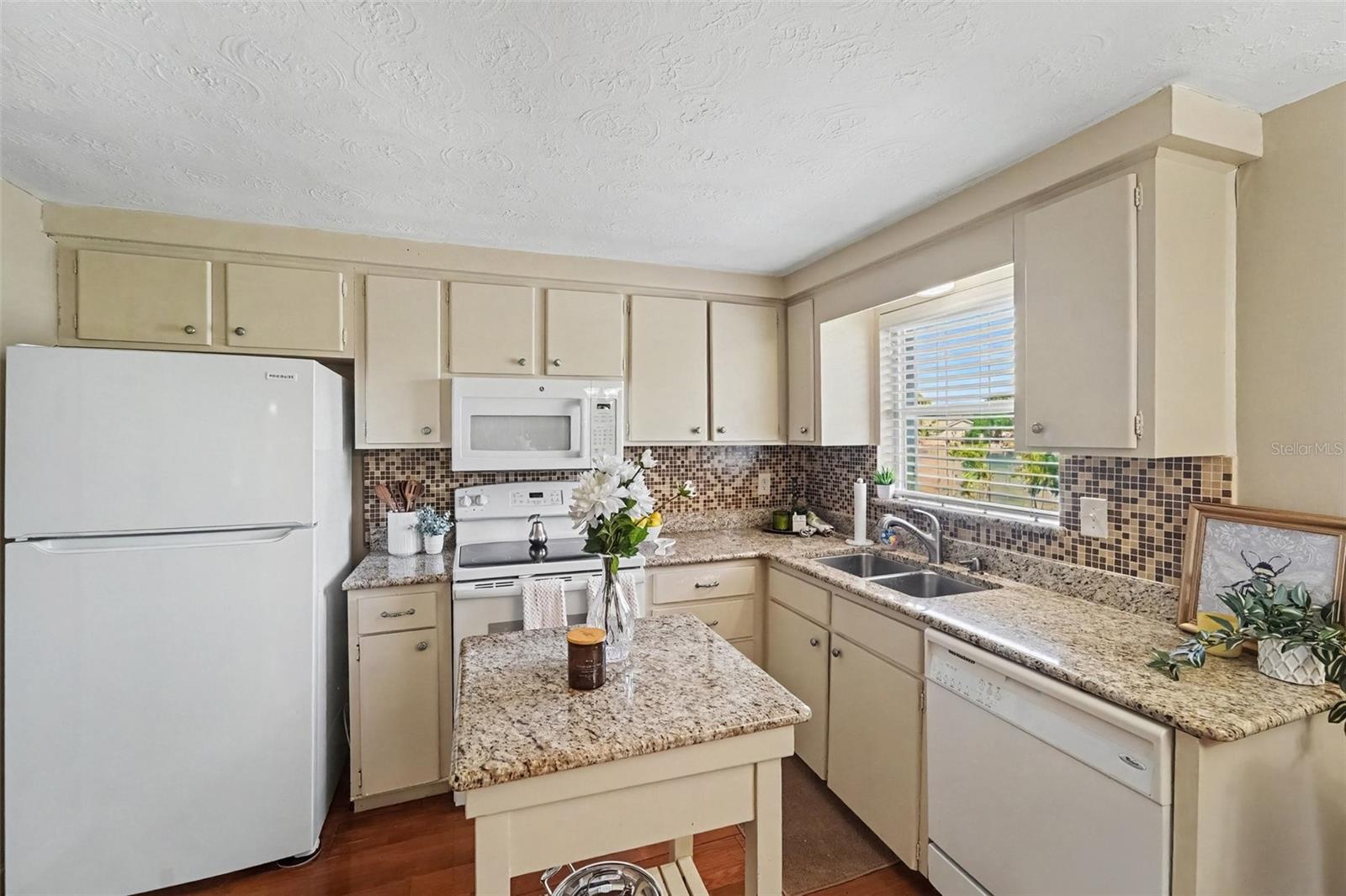4019 BADEN DR — photo 12