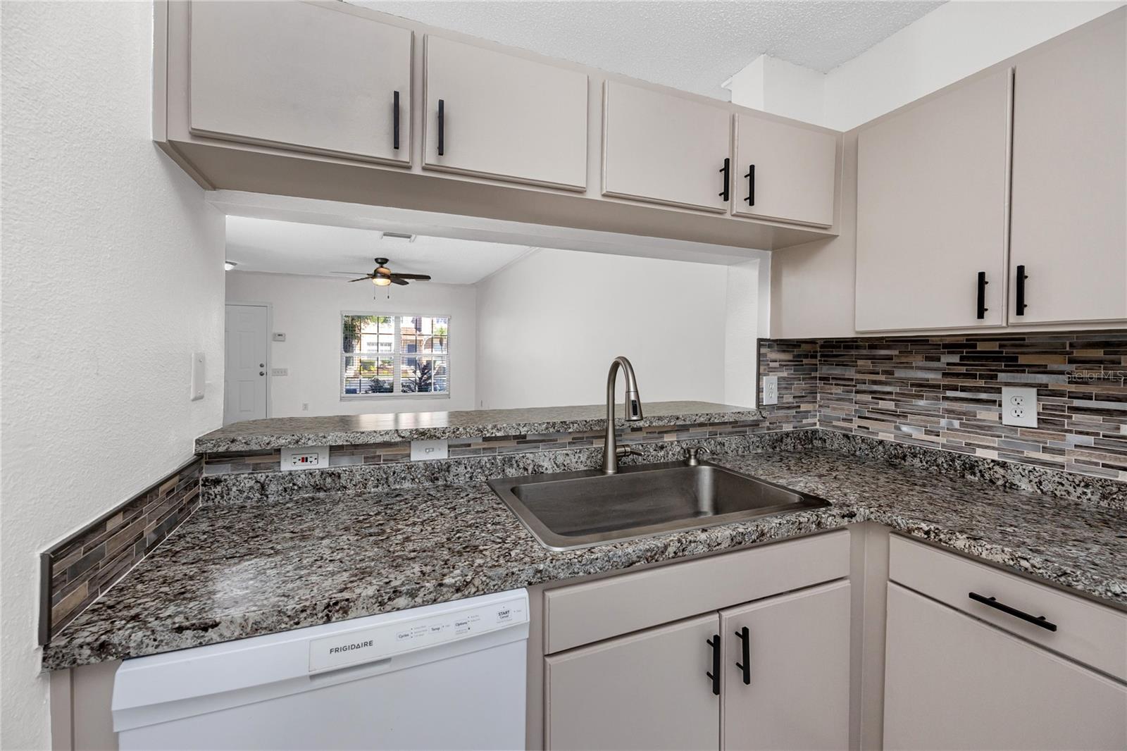 6229 BAYSIDE KEY DR — photo 22