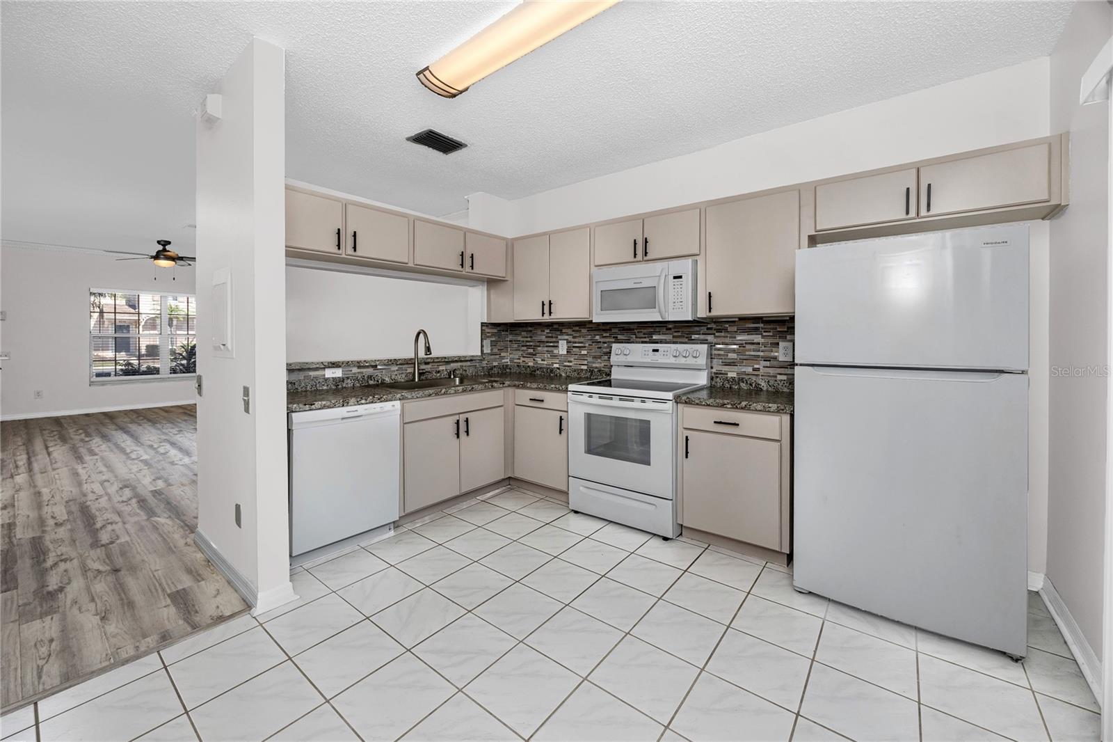 6229 BAYSIDE KEY DR — photo 21