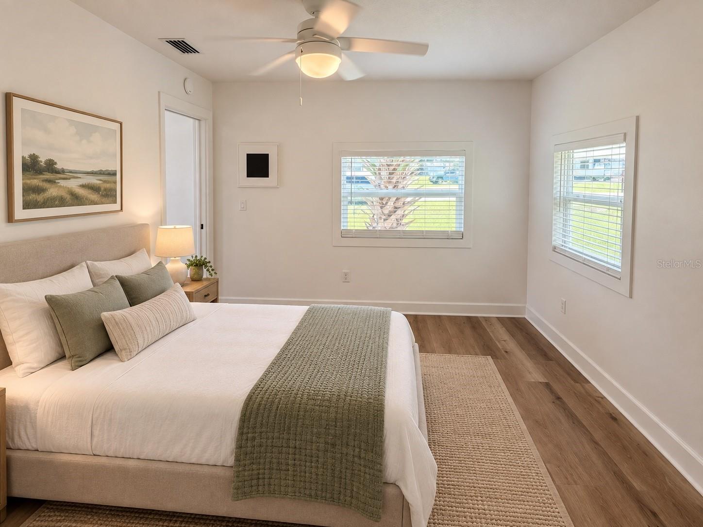 8807 DYER RD — photo 9