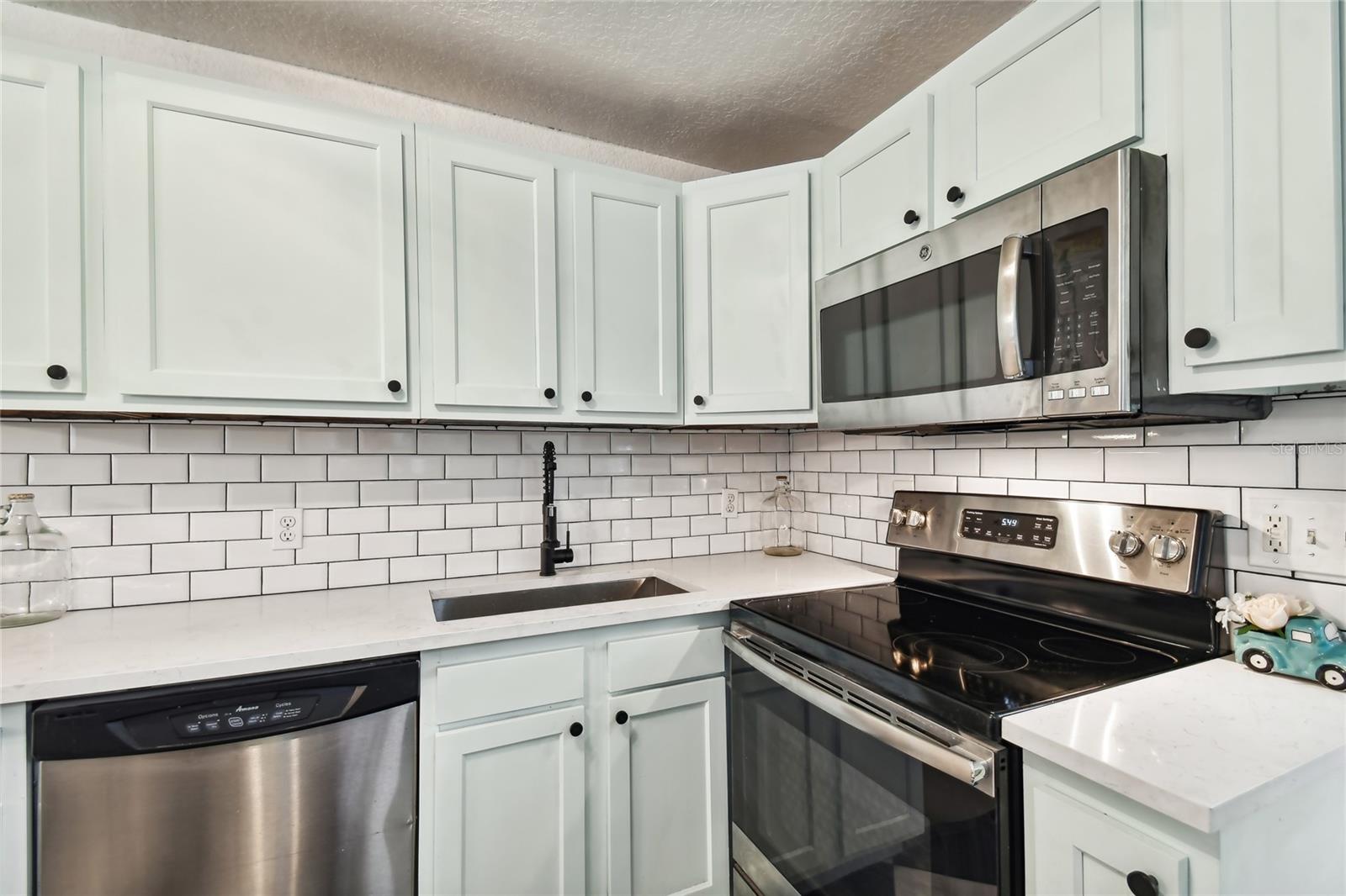 2509 E 12TH AVE — photo 16