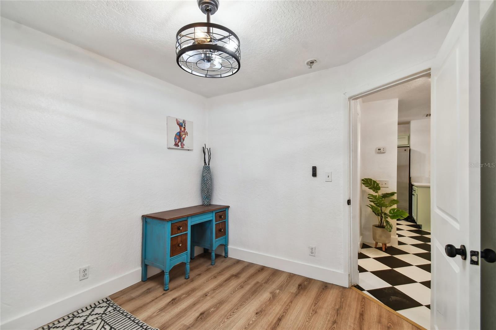 2509 E 12TH AVE — photo 22
