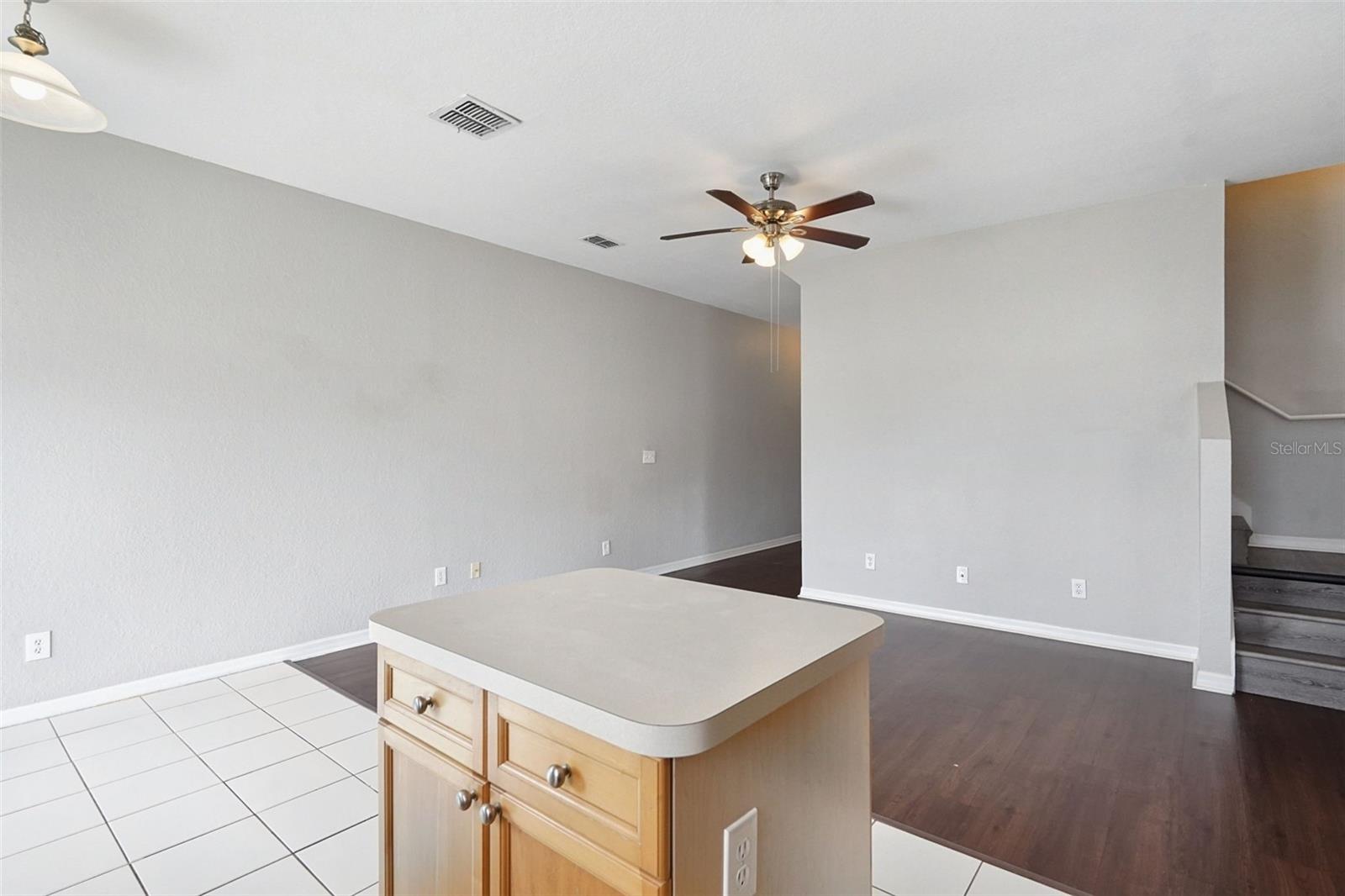 7041 OPAL DR — photo 5