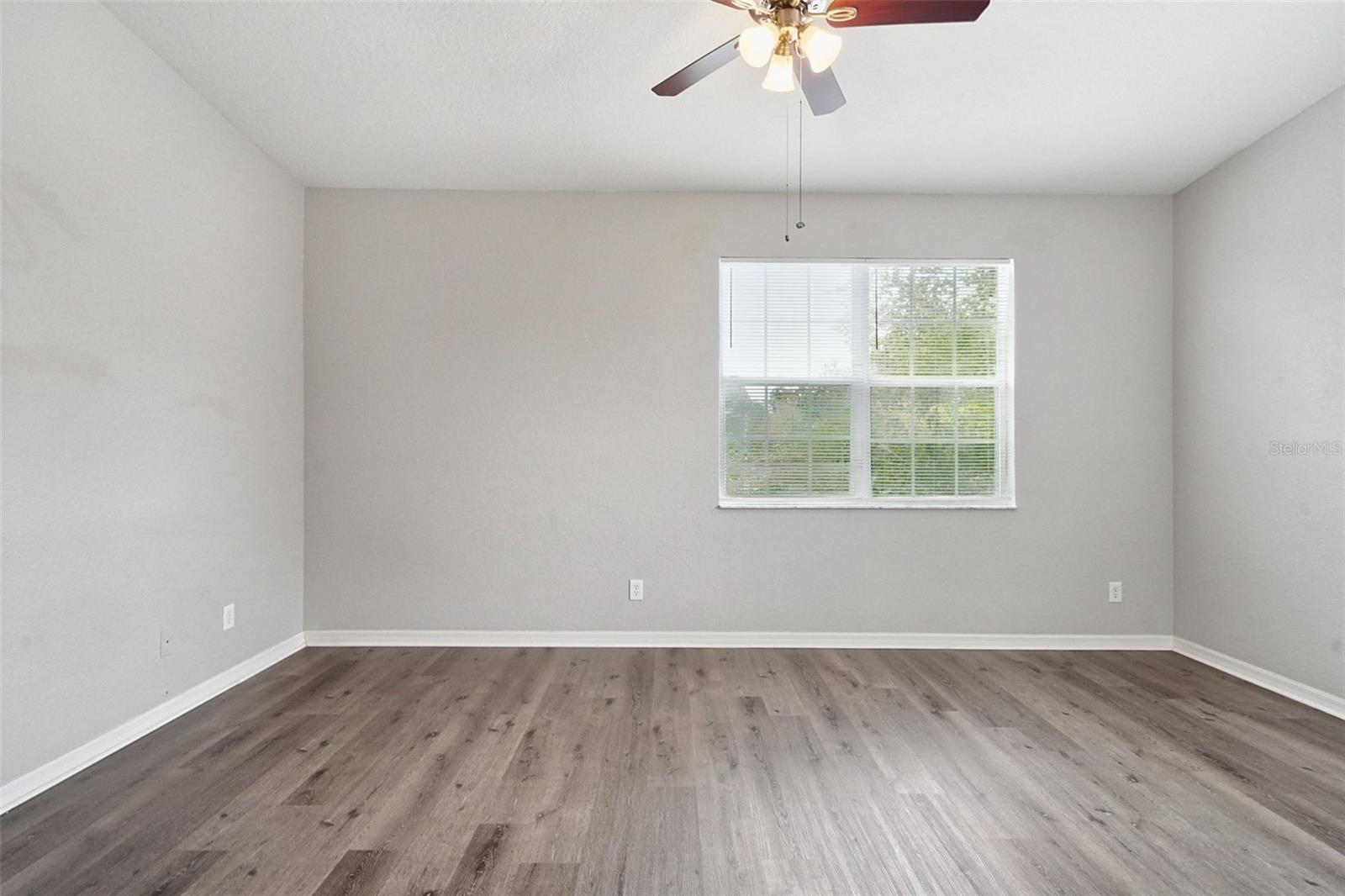 7041 OPAL DR — photo 14