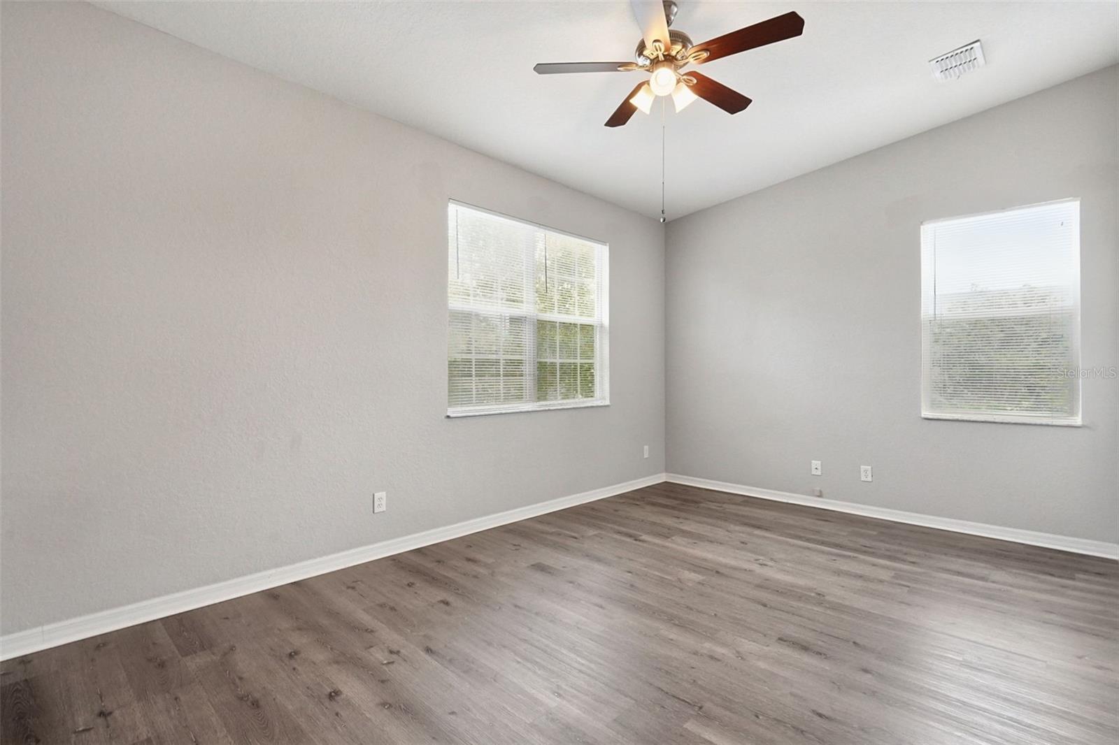 7041 OPAL DR — photo 16