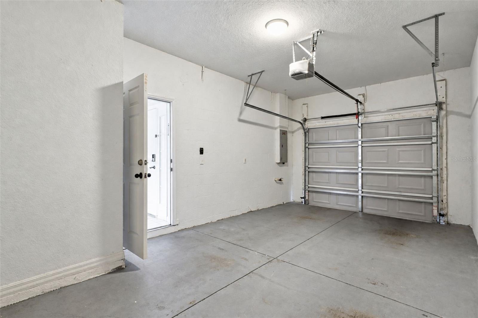 7041 OPAL DR — photo 20