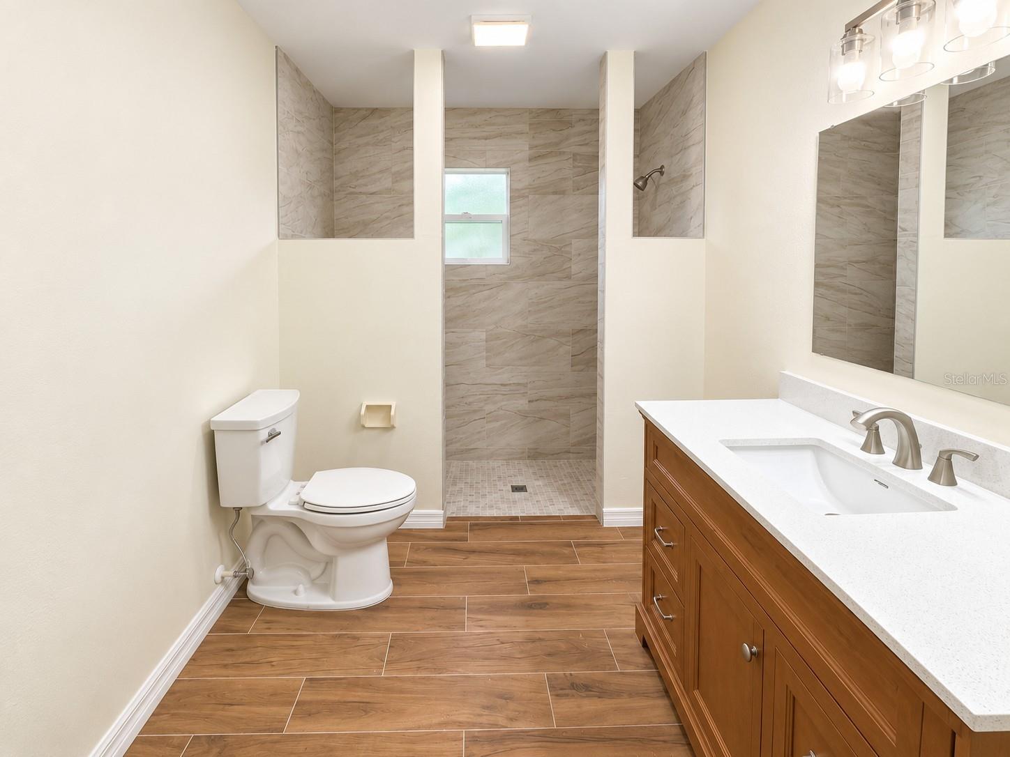 902 W SHANNON CT — photo 20