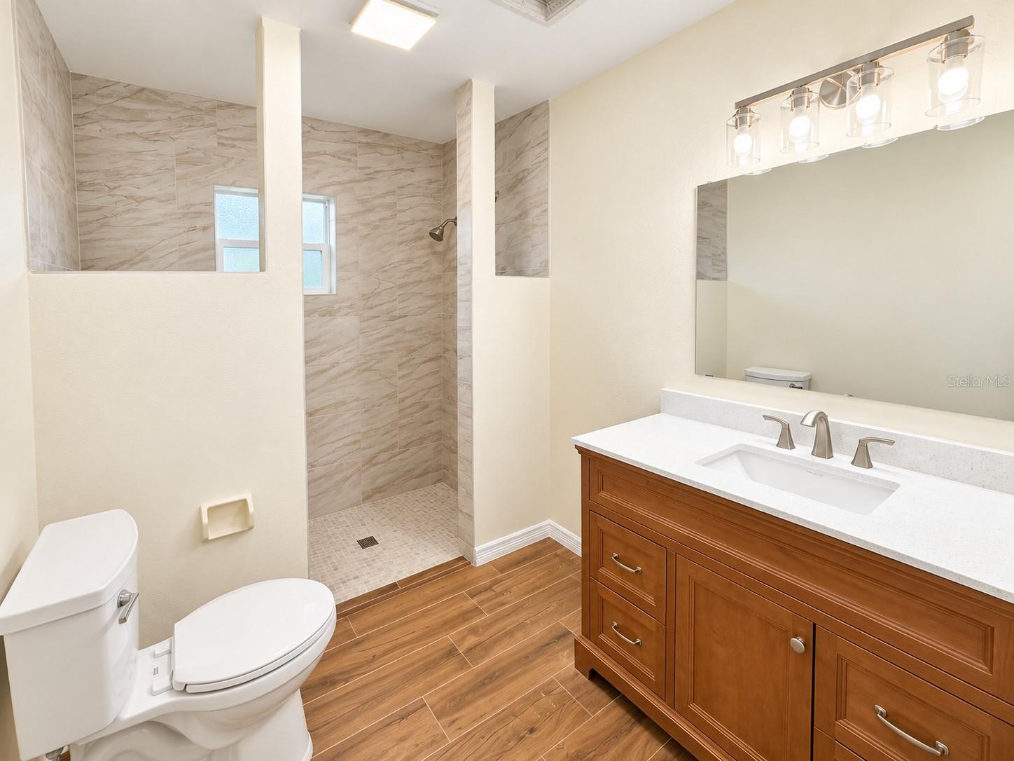 902 W SHANNON CT — photo 24