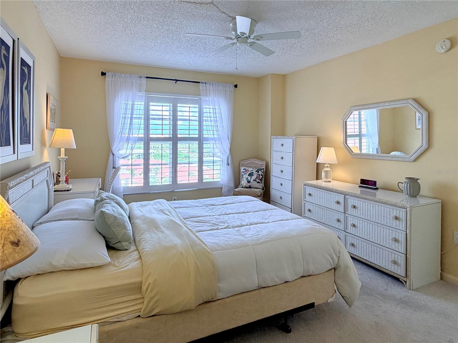 4900 BRITTANY DR S #805 — photo 10