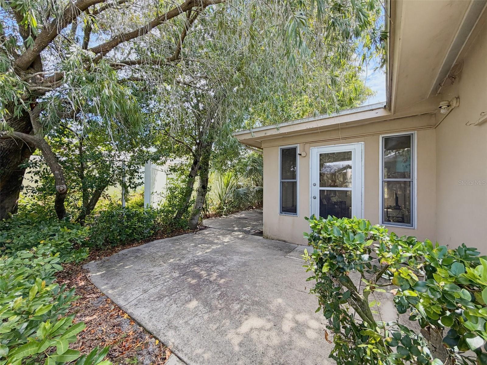 2580 WINDWOOD DR — photo 49