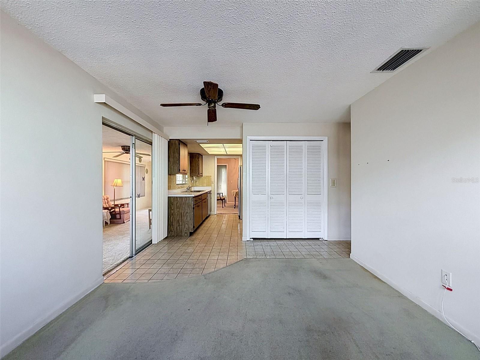 2580 WINDWOOD DR — photo 32