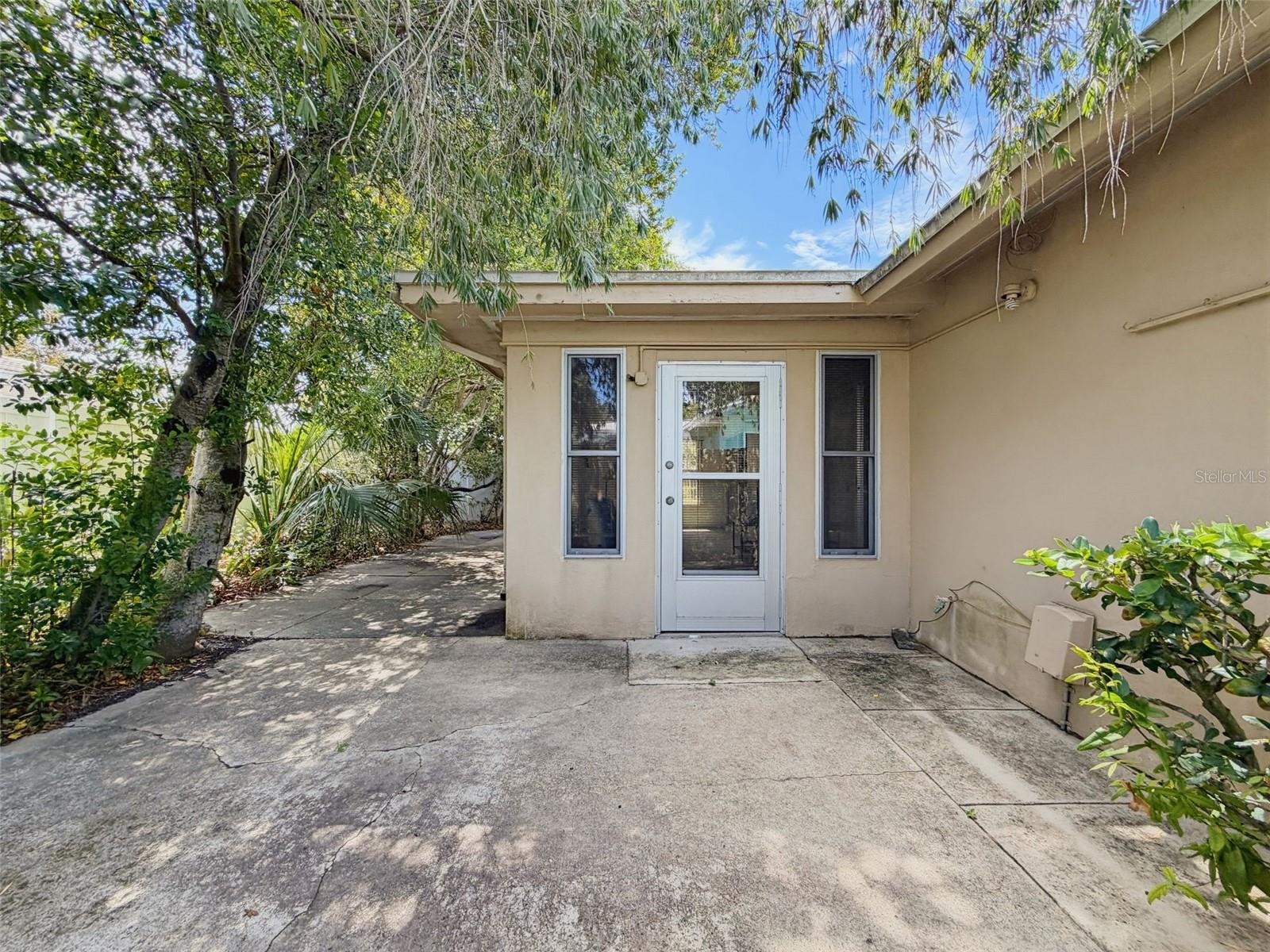 2580 WINDWOOD DR — photo 48