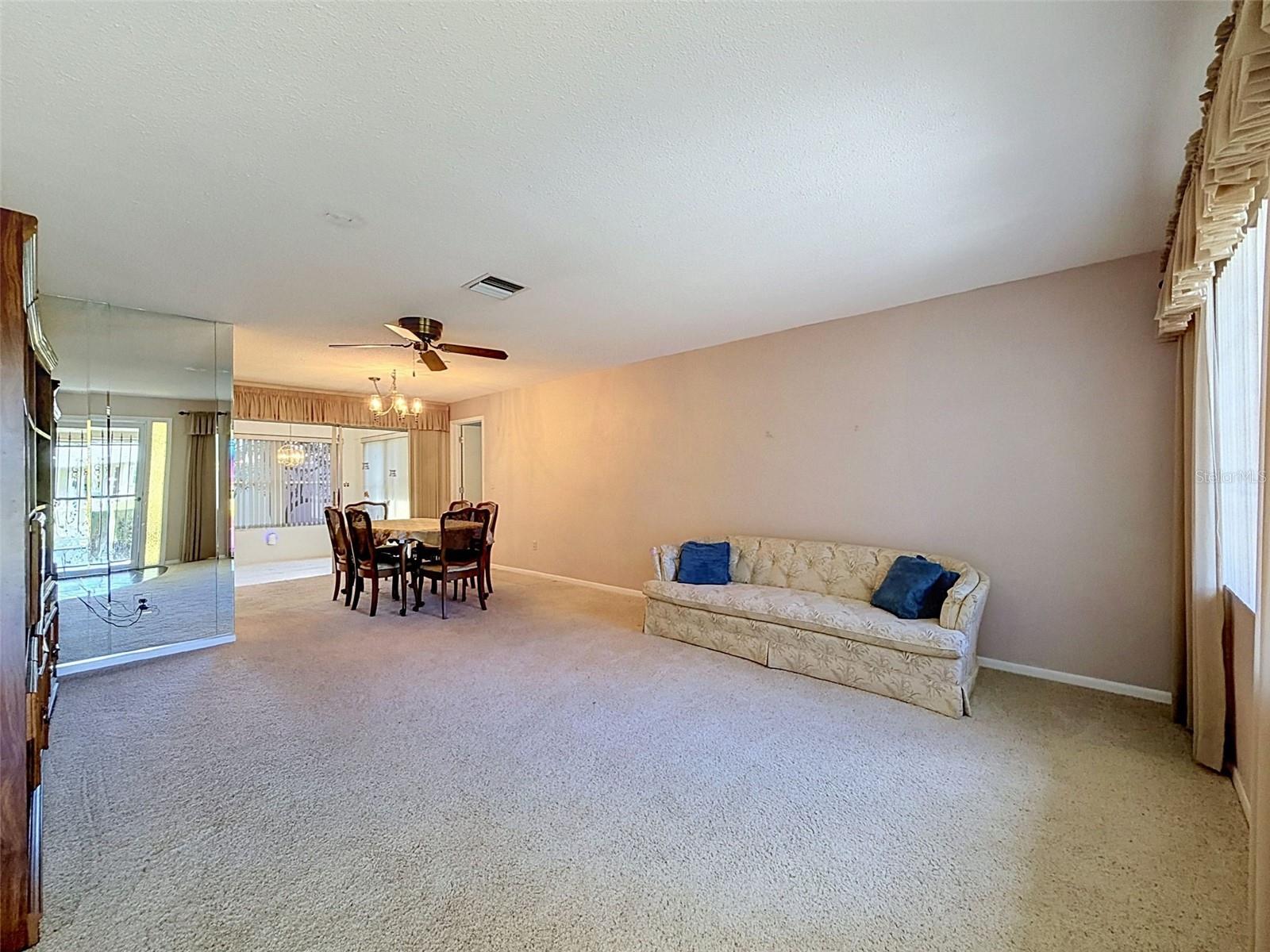 2580 WINDWOOD DR — photo 11