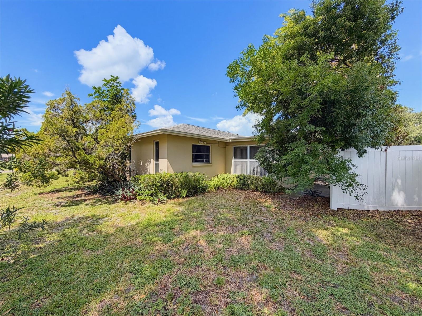 2580 WINDWOOD DR — photo 52