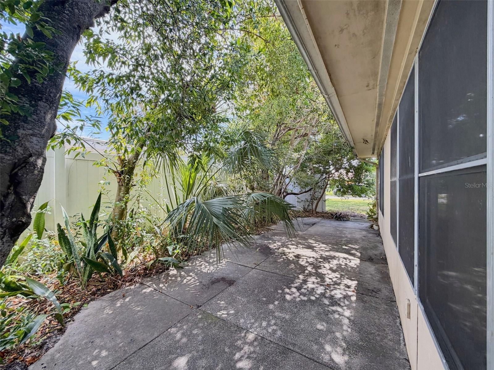 2580 WINDWOOD DR — photo 51