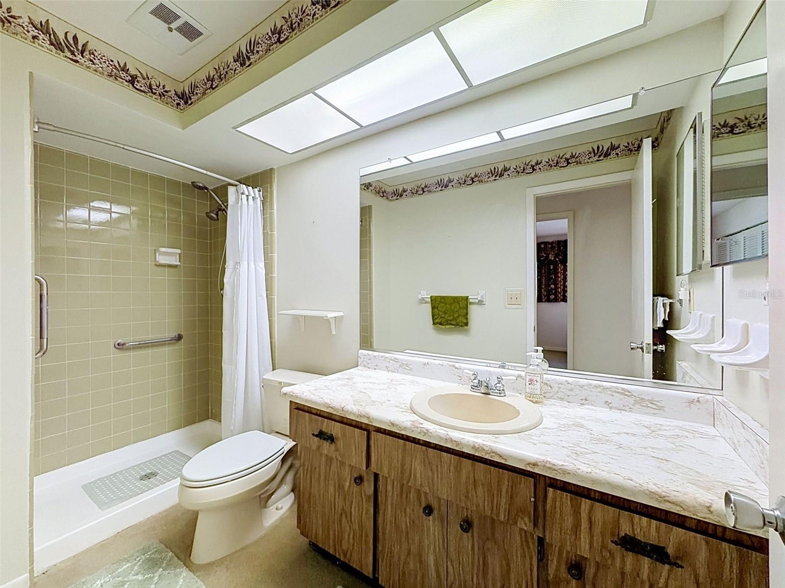 2580 WINDWOOD DR — photo 24