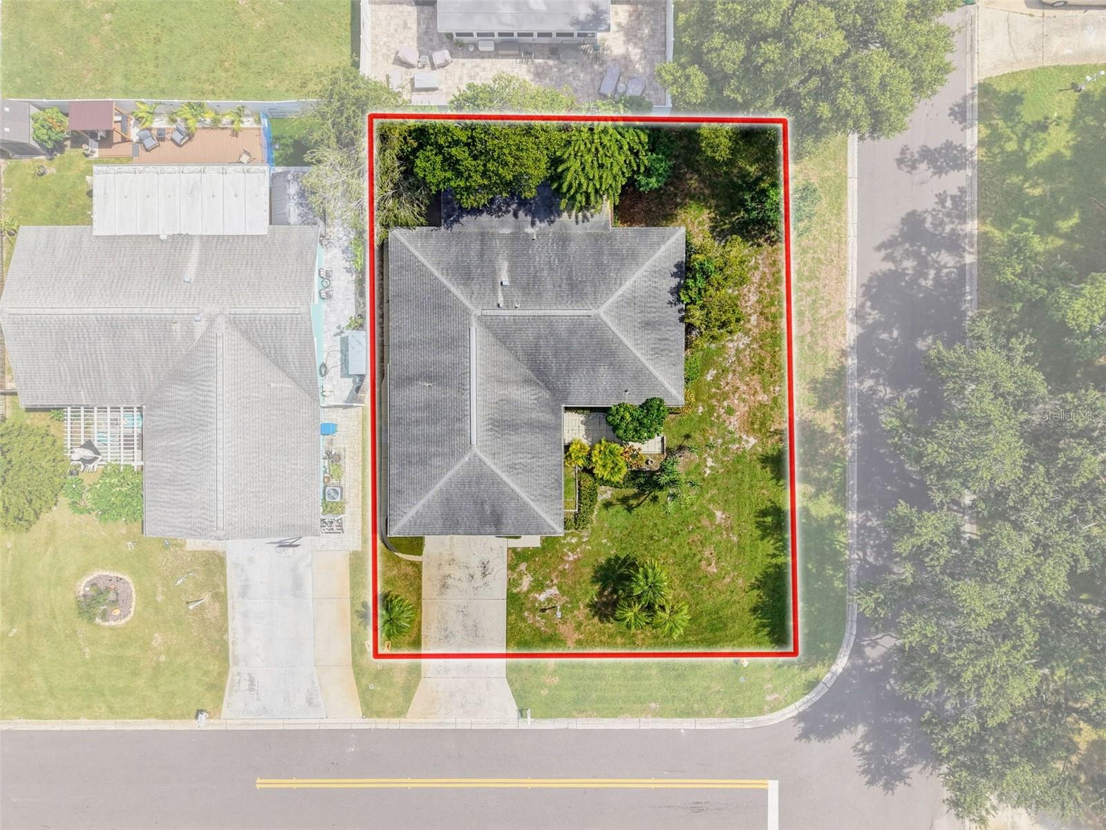 2580 WINDWOOD DR — photo 56