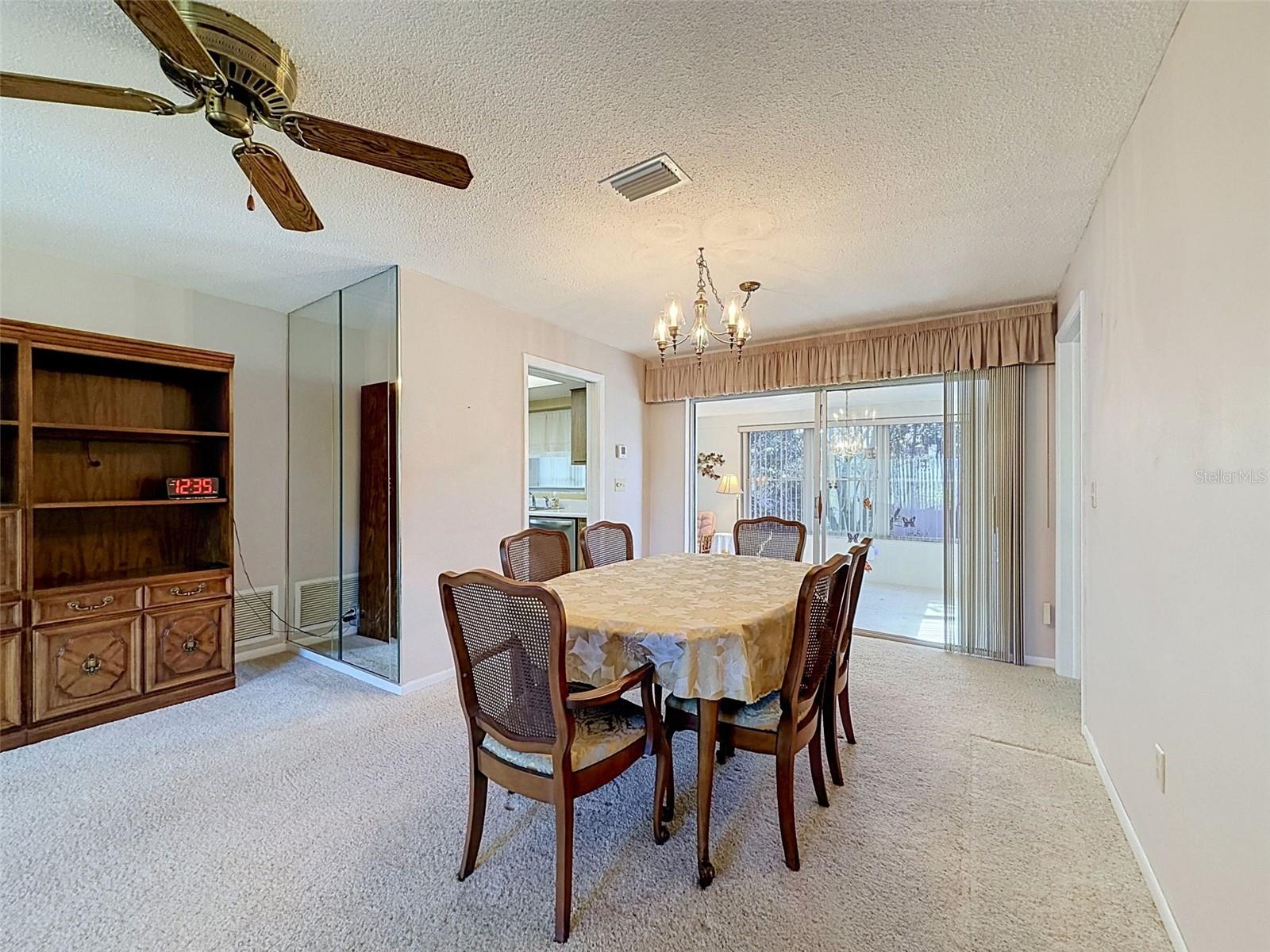 2580 WINDWOOD DR — photo 21