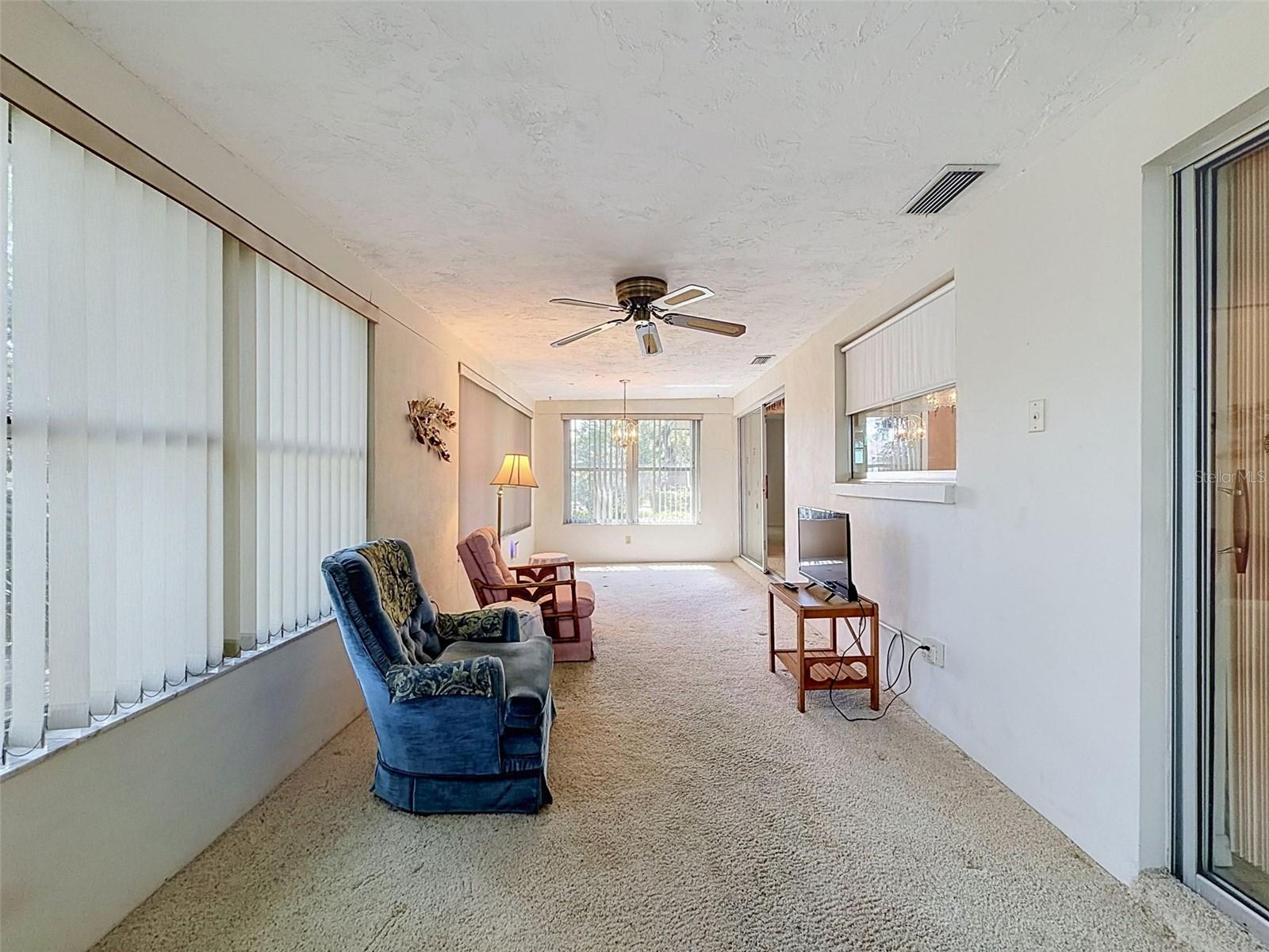 2580 WINDWOOD DR — photo 41