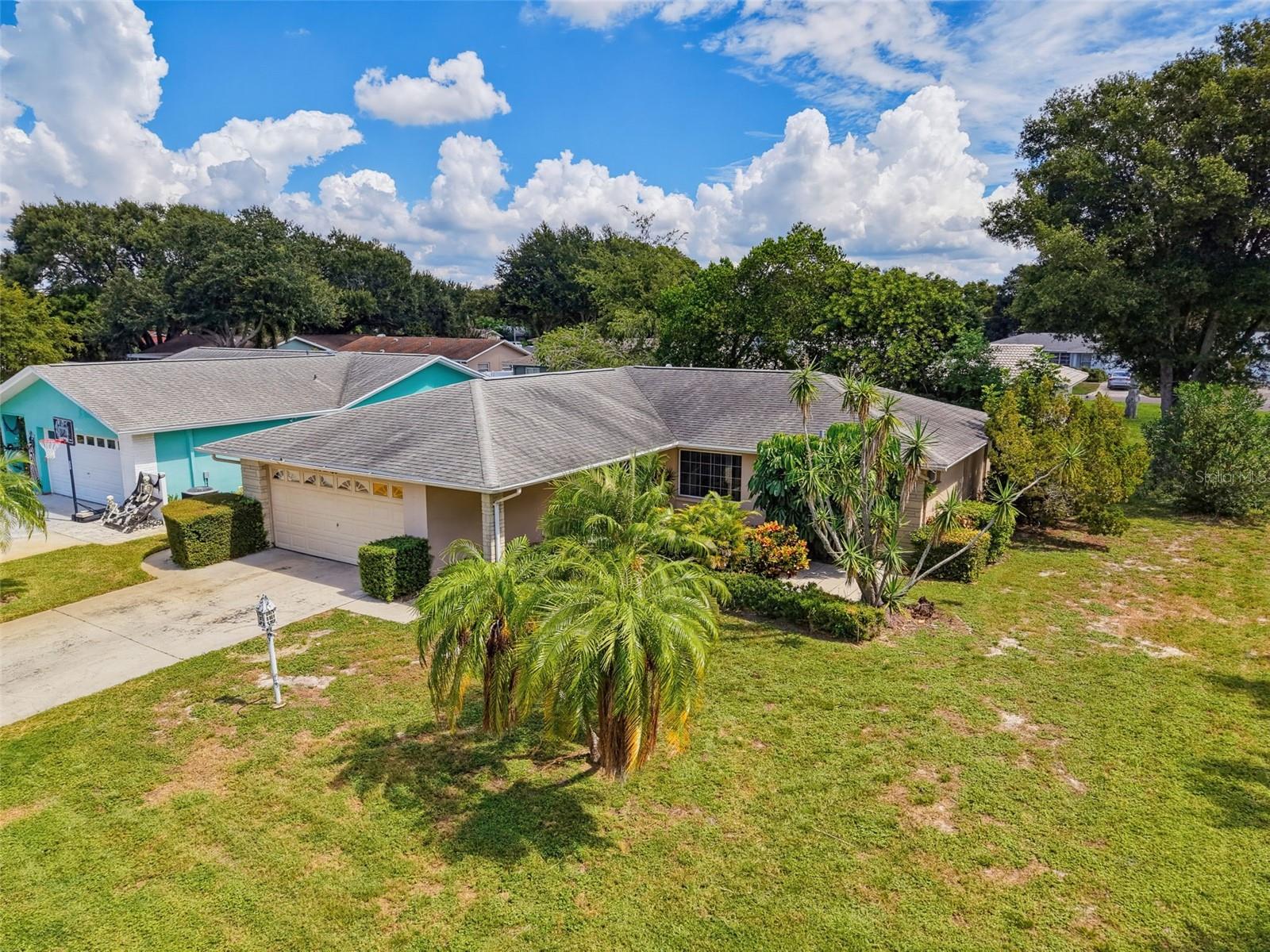 2580 WINDWOOD DR — photo 3