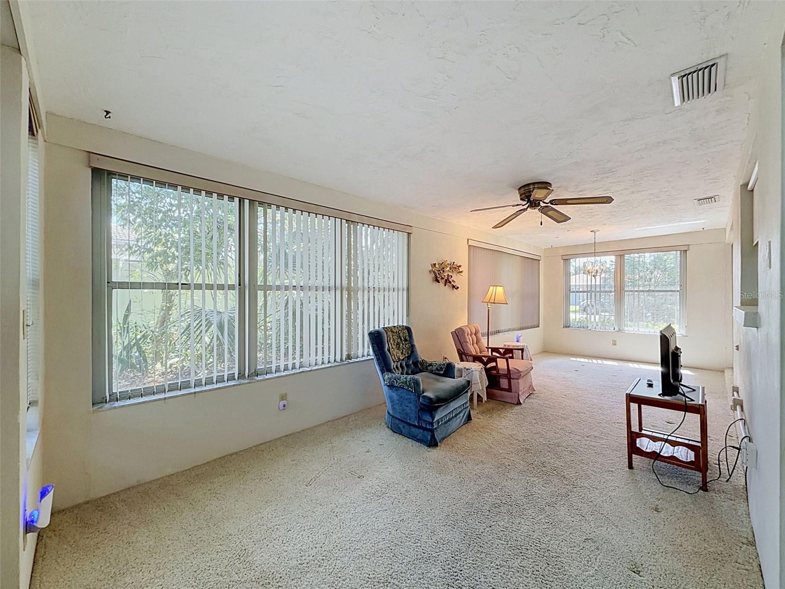 2580 WINDWOOD DR — photo 40