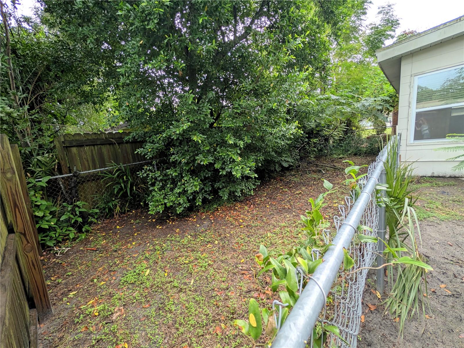 1528 LEVERN ST — photo 34