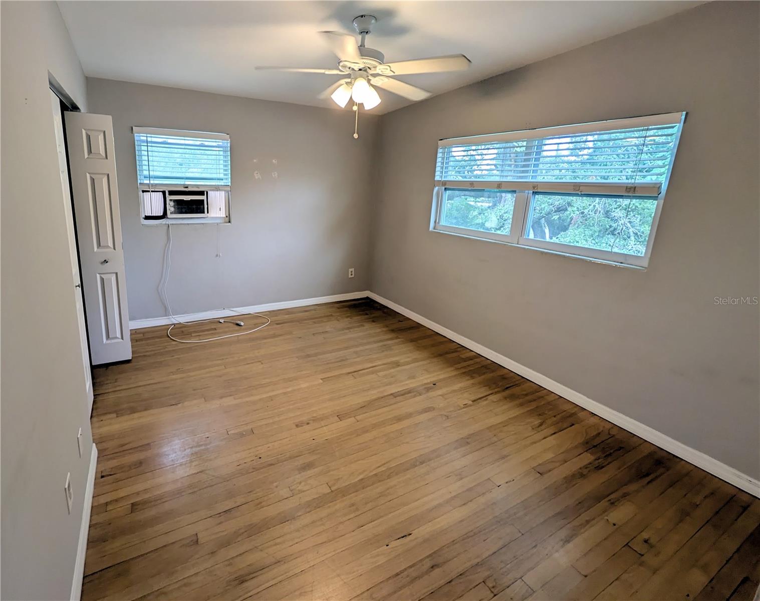 1528 LEVERN ST — photo 21