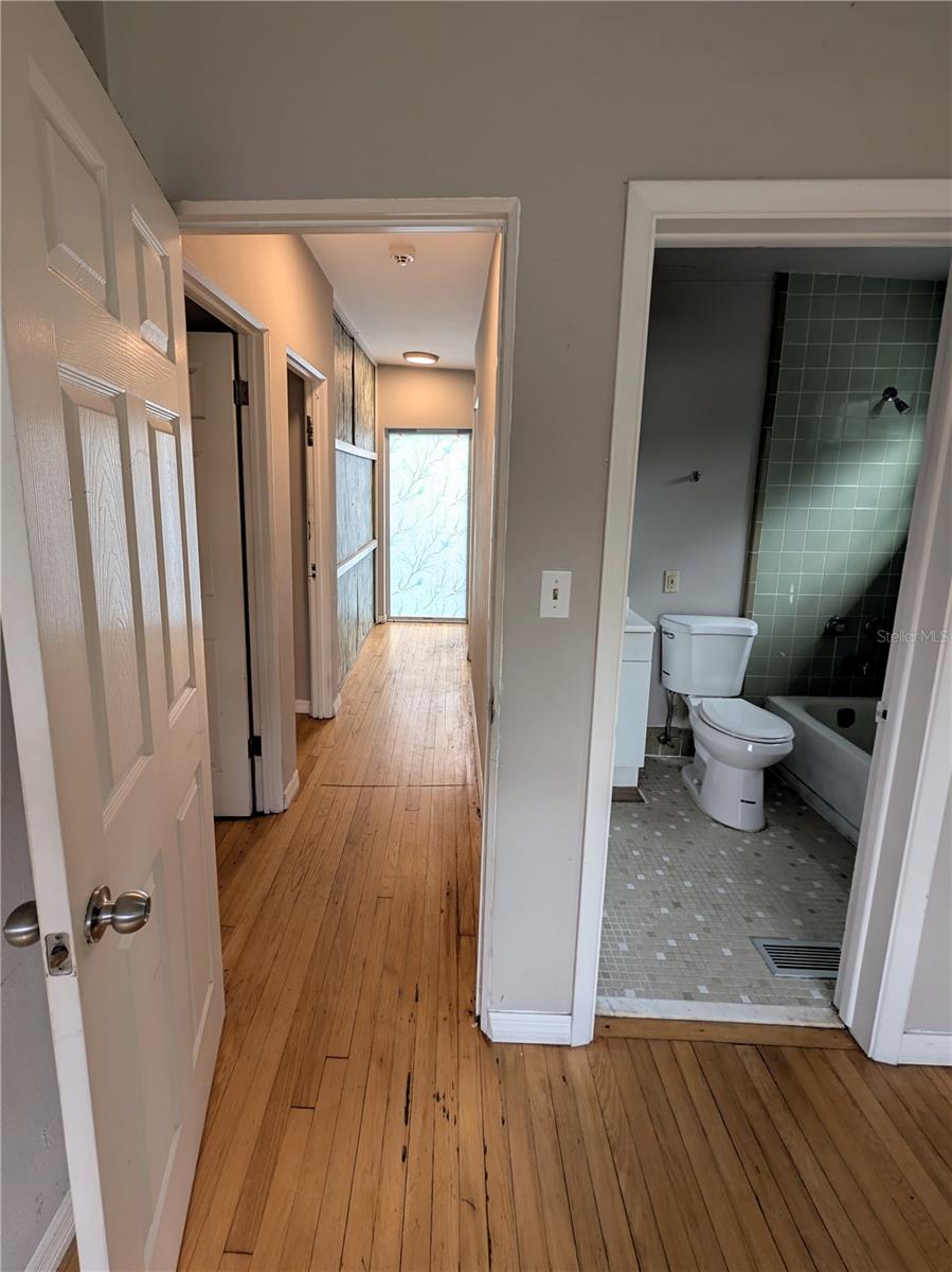 1528 LEVERN ST — photo 28