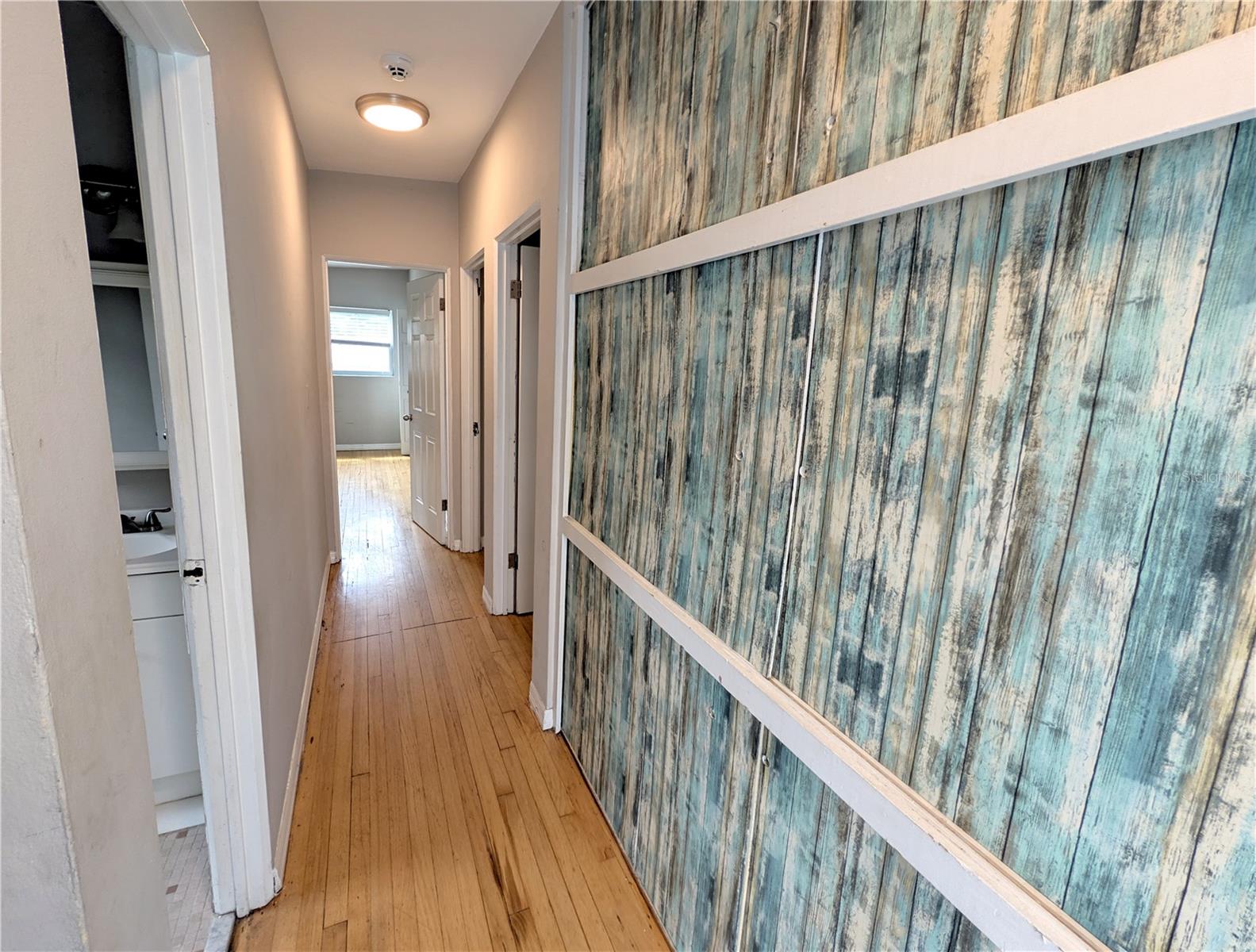 1528 LEVERN ST — photo 5