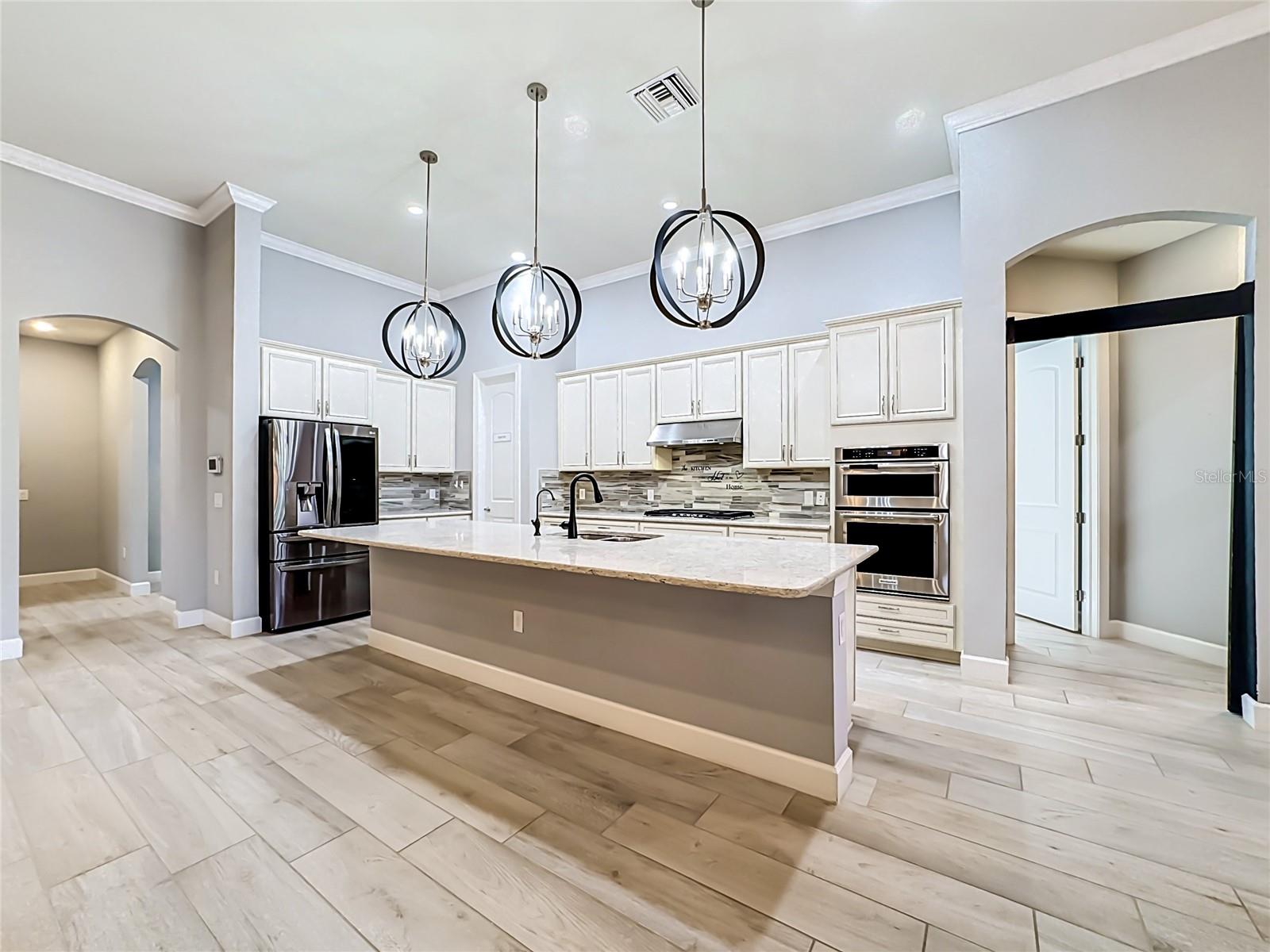 11824 BLUE HILL TRL — photo 12