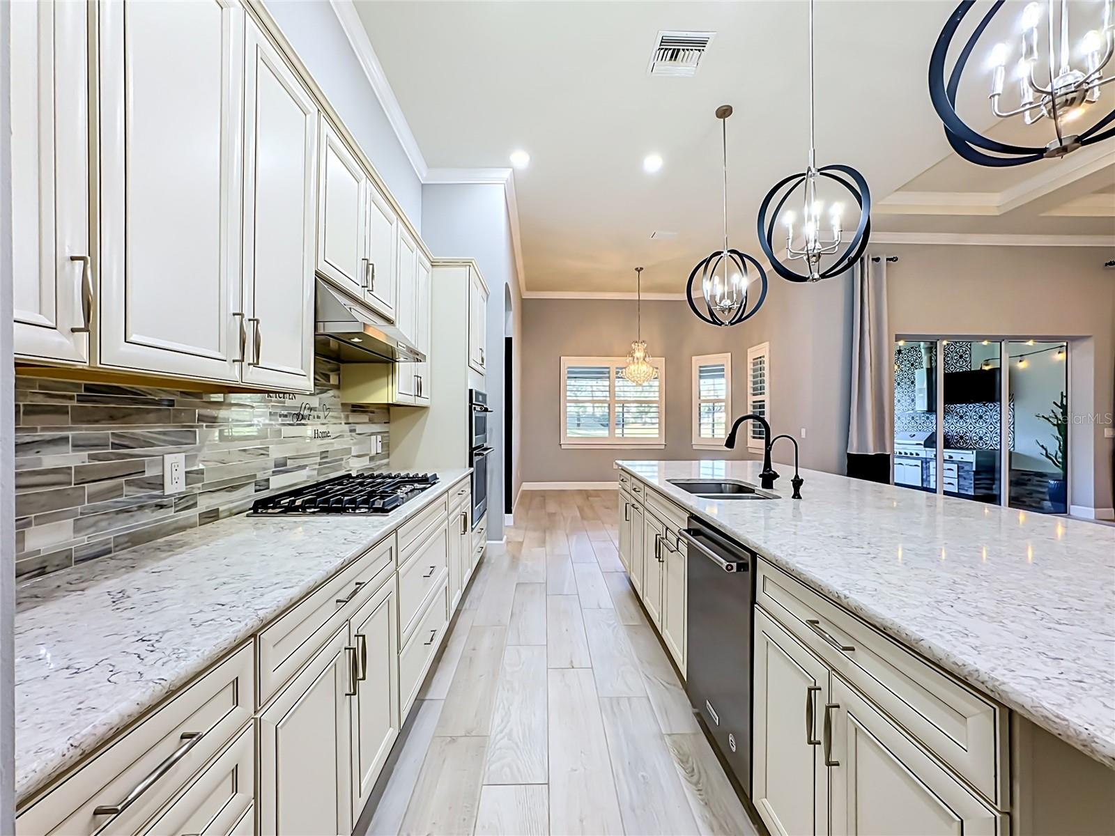 11824 BLUE HILL TRL — photo 9